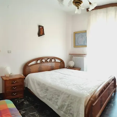 Sunshinehouse Daire Ischitella